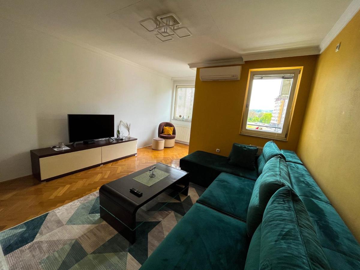 Apartman Ruby Doboj Eksteriør bilde